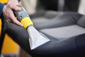 узнать цену на химчистку авто в Полоцке
